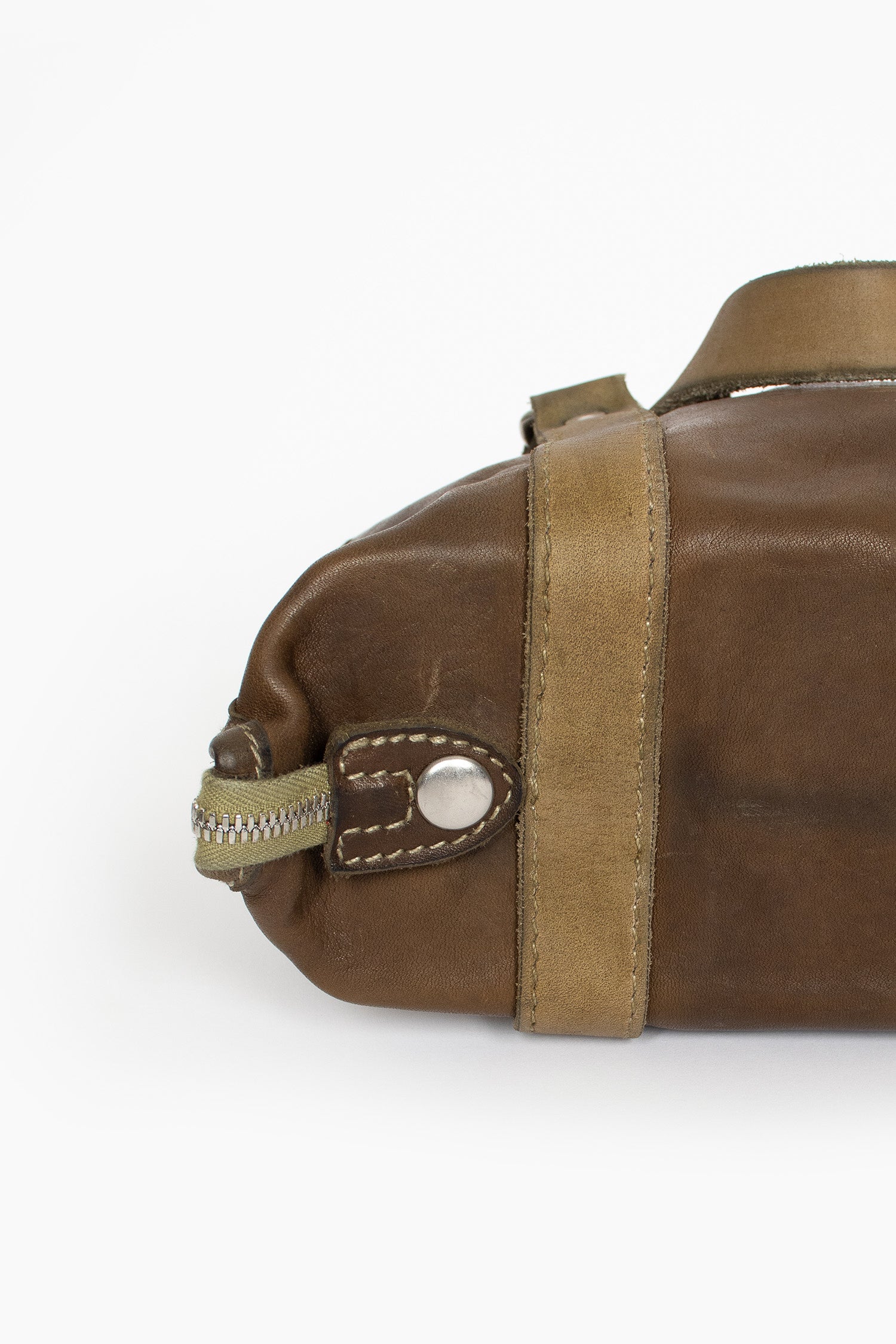 GB00 Small Handle Bag CV177T Olive