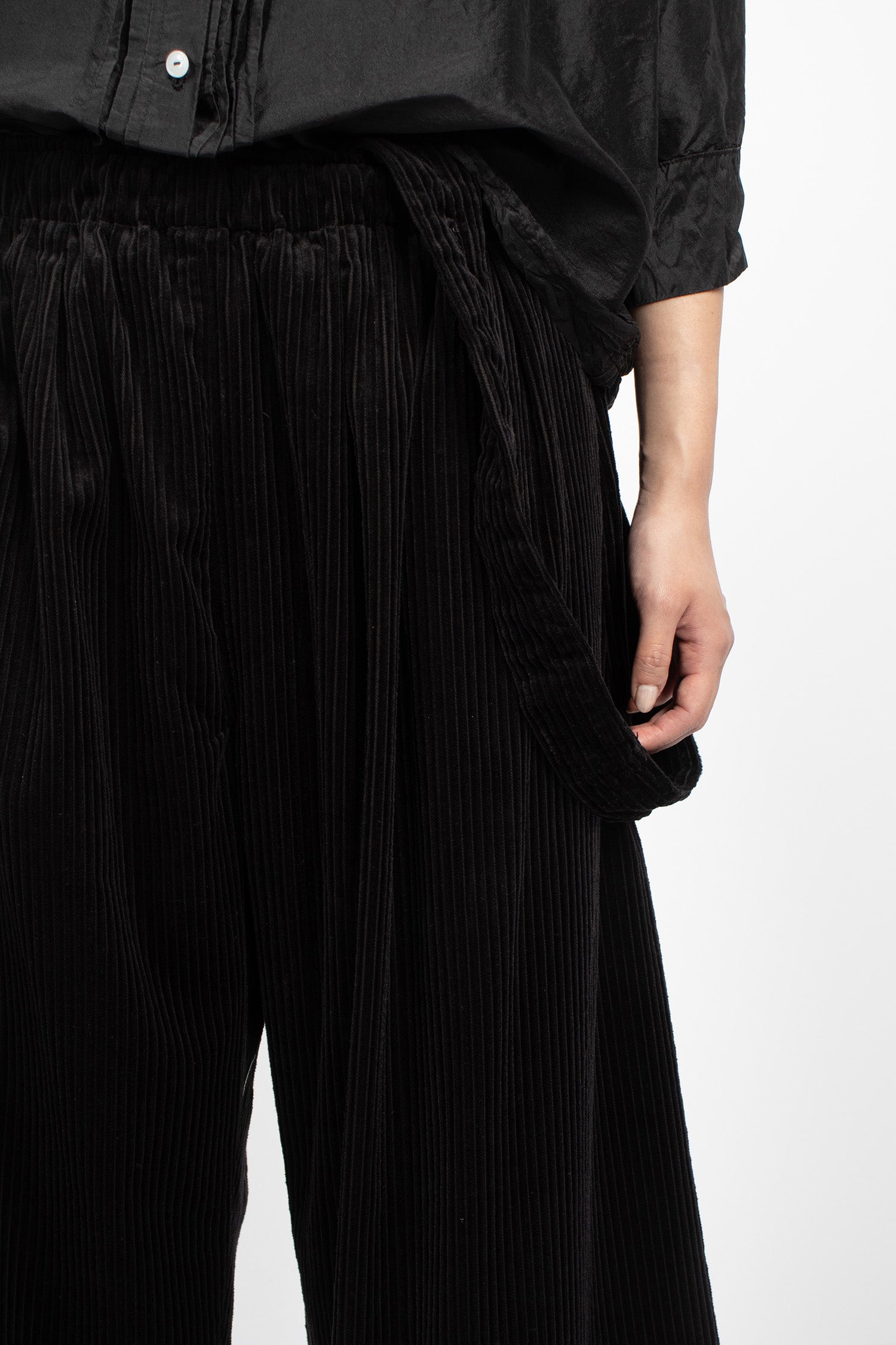 Balloon Pants Black Corduroy