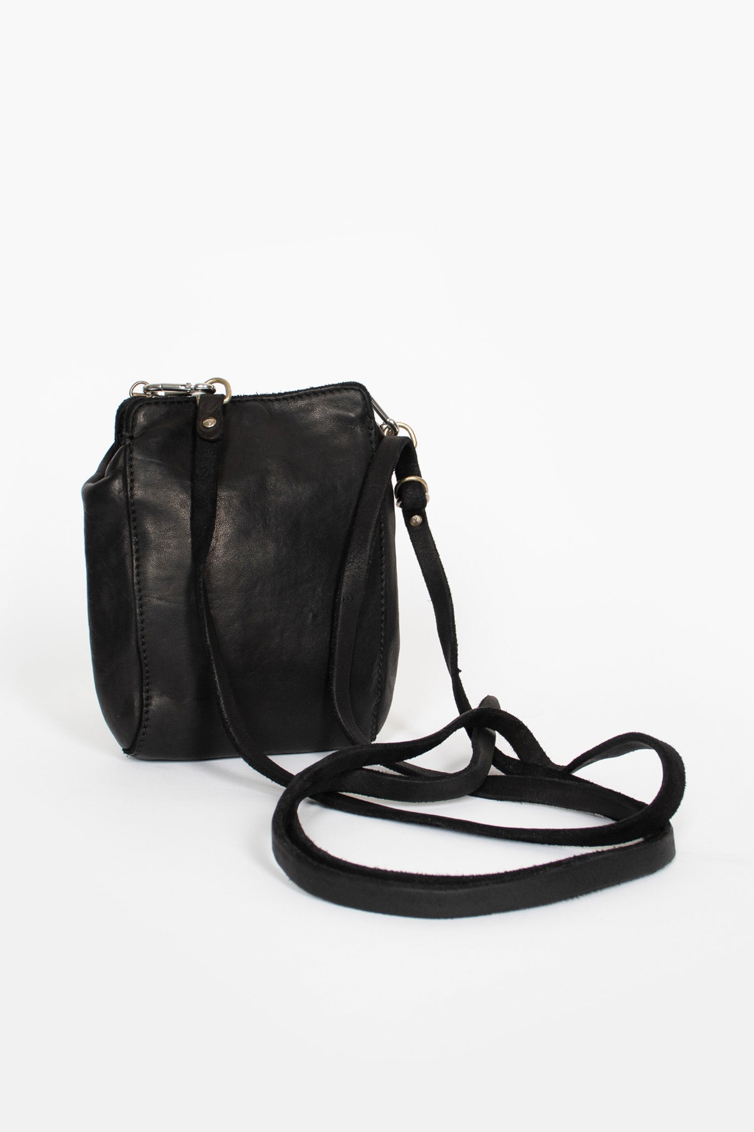 RT03 Cross Body Leather Bag BLKT