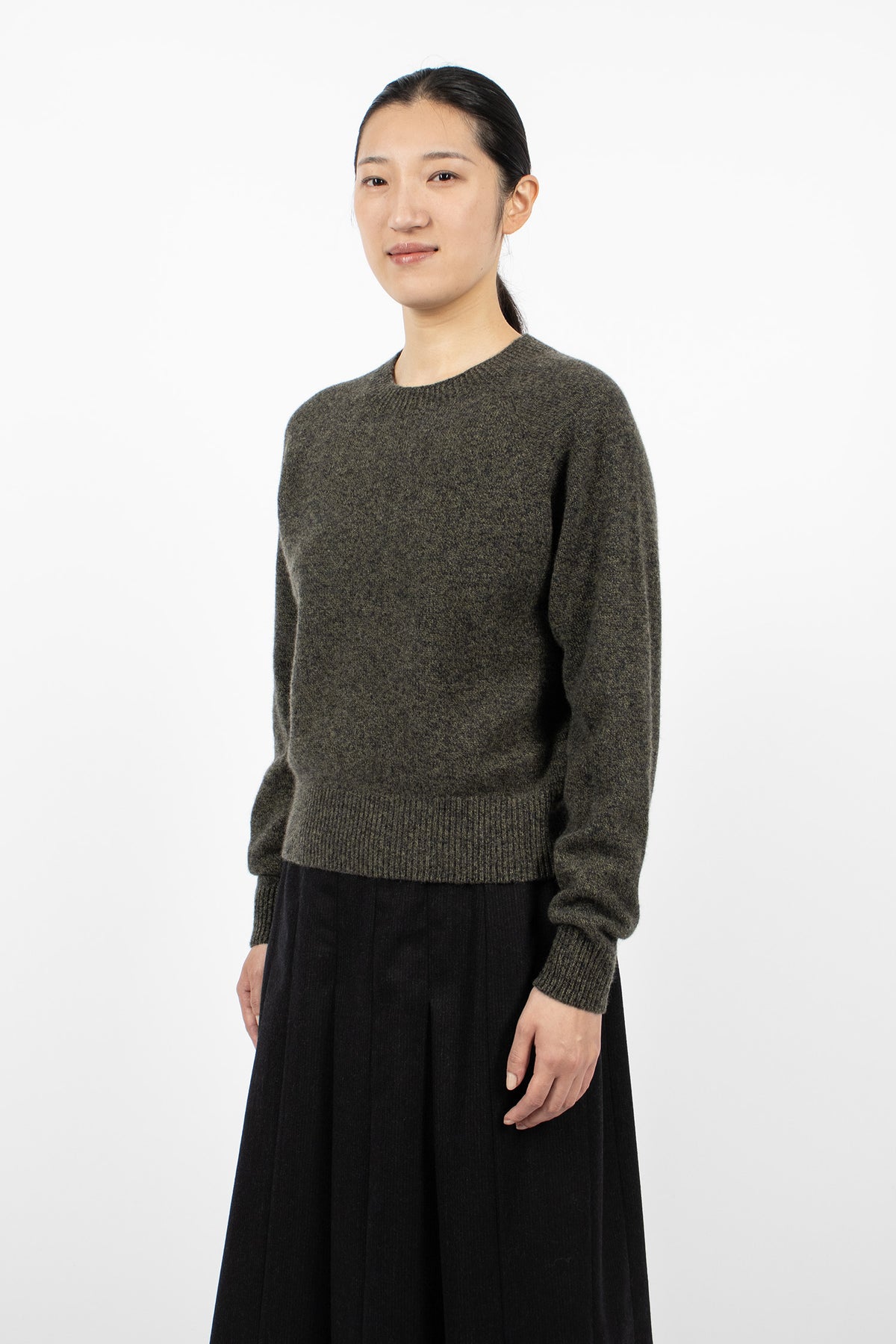 Short Classic Crew Neck Jumper Khaki/Charcoal Twist