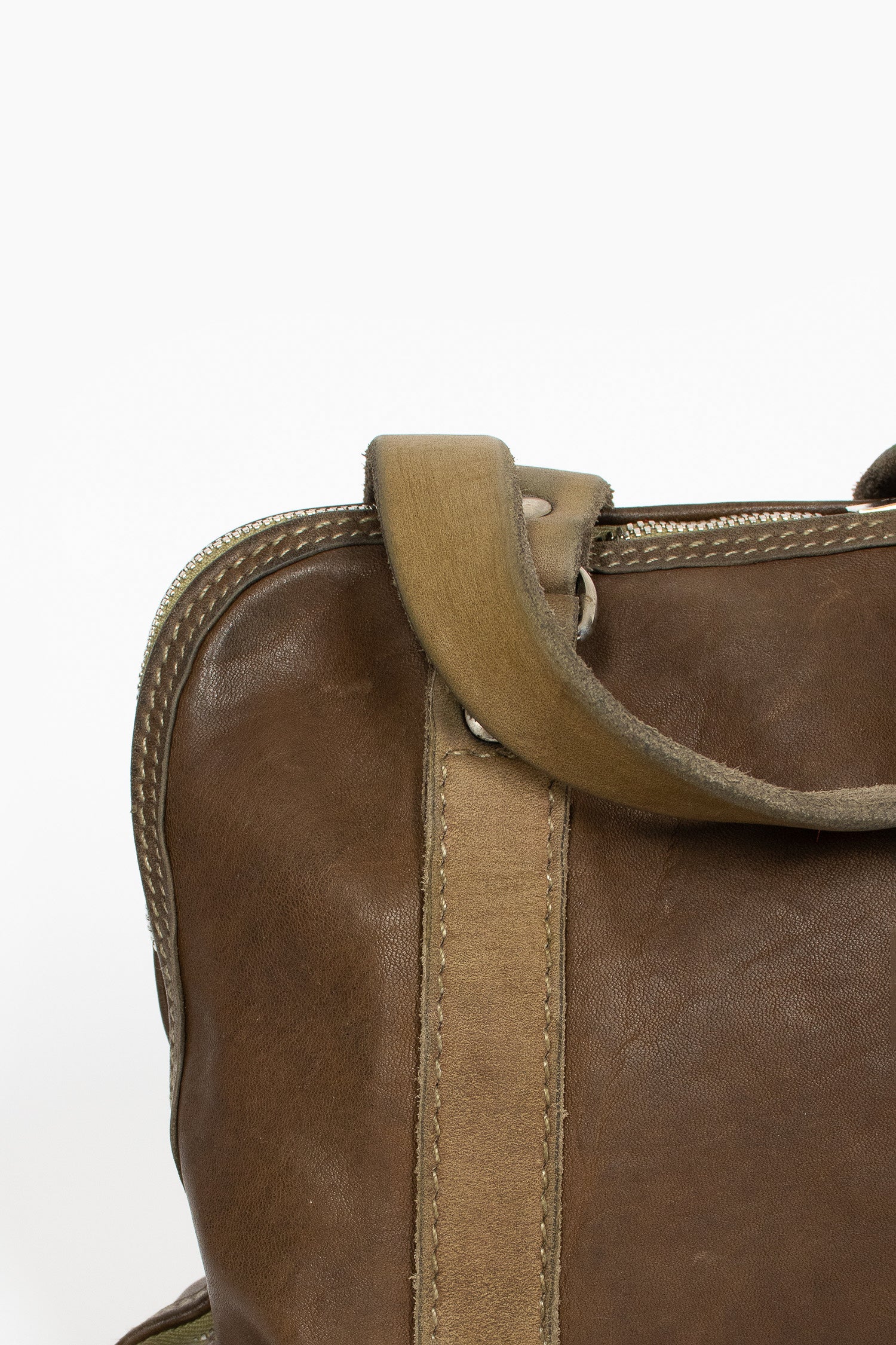 GB00 Small Handle Bag CV177T Olive