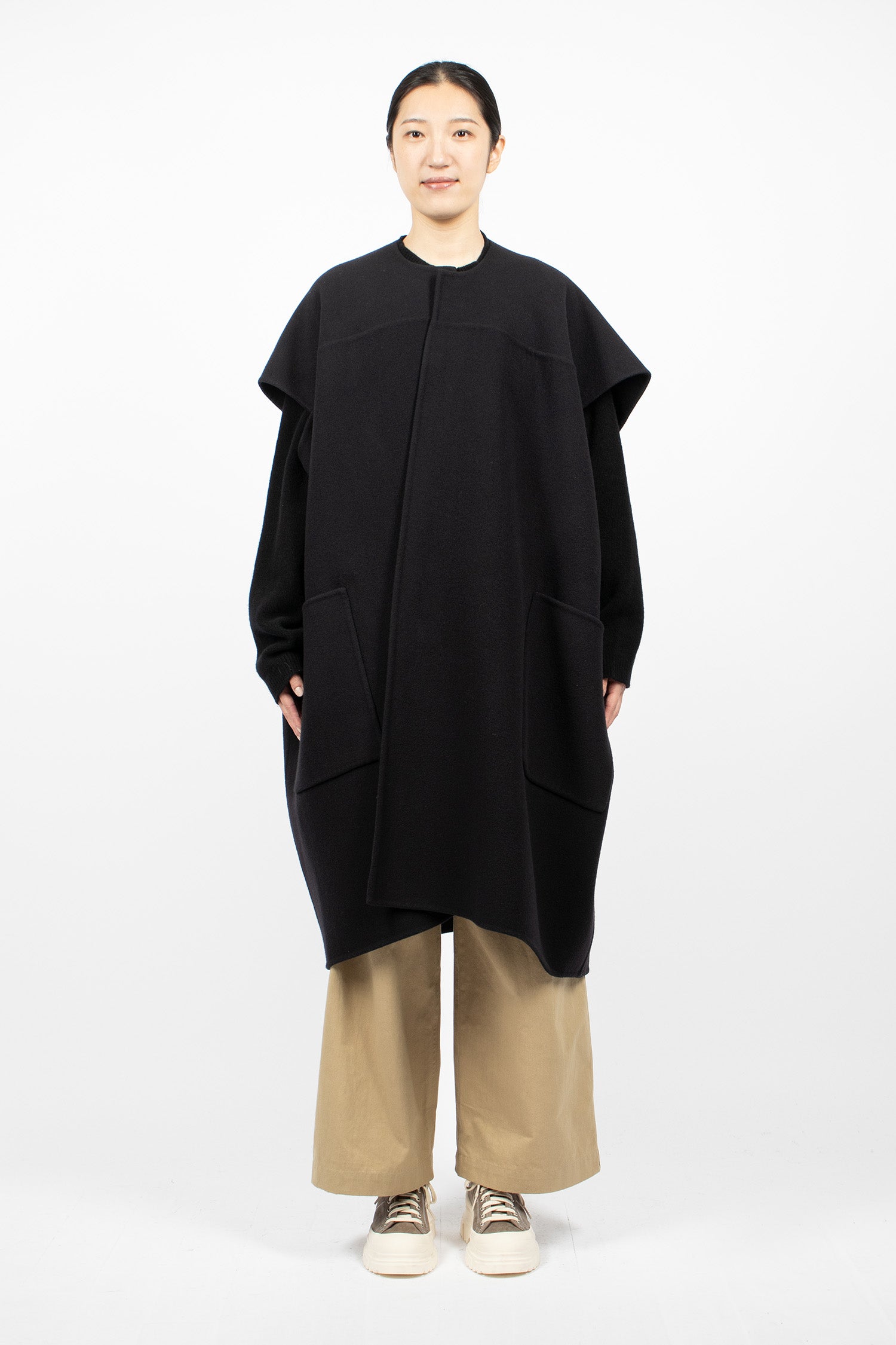 Ciovo Sleeveless Coat Midnight