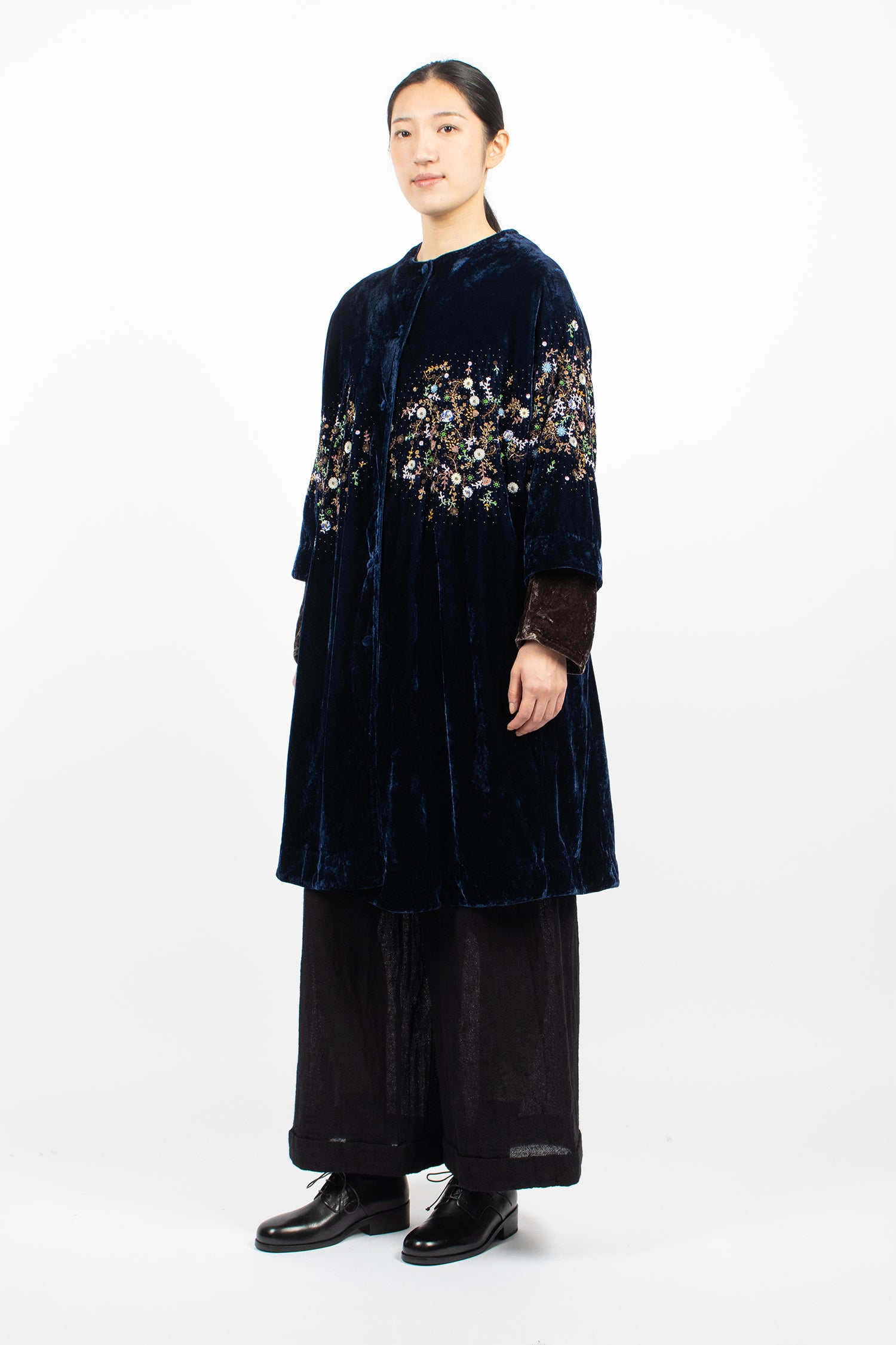 Garden Embroidery Loose Coat Tanzanite Velvet