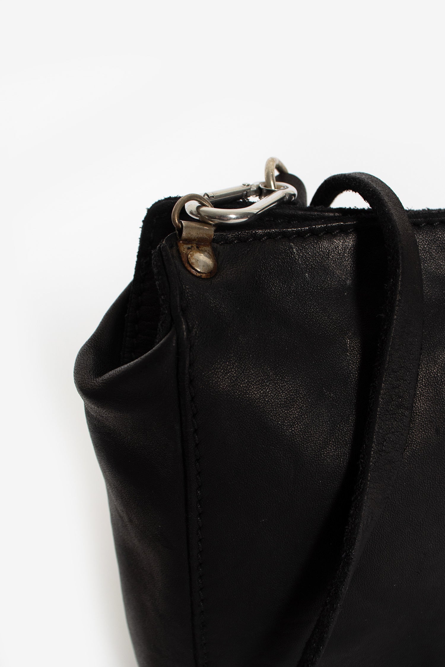 RT03 Cross Body Leather Bag BLKT