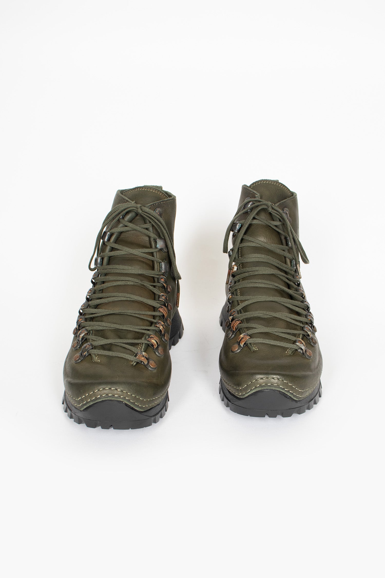 VS19 Full Grain Mountain Boots CV31T